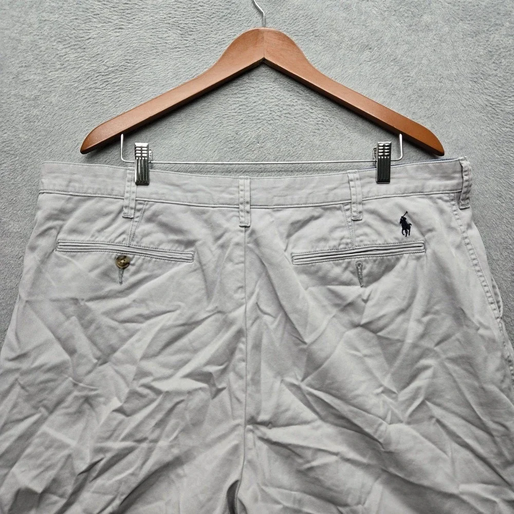Polo Ralph Lauren Men Shorts 38 Light Gray Embroidered Chino Golf